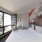 普瓦捷中心宜必思尚品酒店 普瓦捷