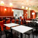 Ibis Styles Centre 3*