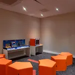 普瓦捷中心宜必思尚品酒店 酒店 3*
