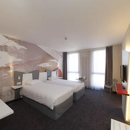 Ibis Styles Centre Отель