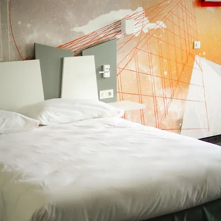 Ibis Styles Centre 3* Пуатье