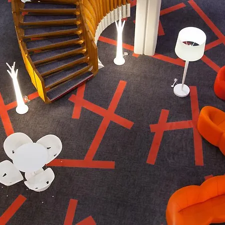 Ibis Styles Centre Отель