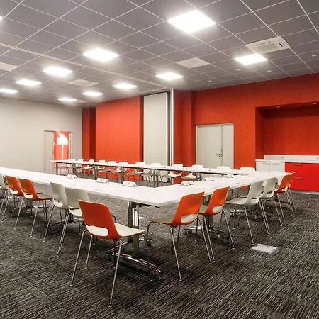 Ibis Styles Centre Hotel 3*