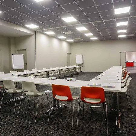 Ibis Styles Centre 3*