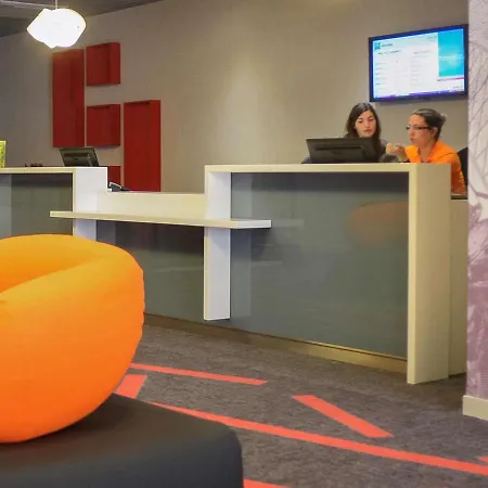 Отель Ibis Styles Centre Пуатье