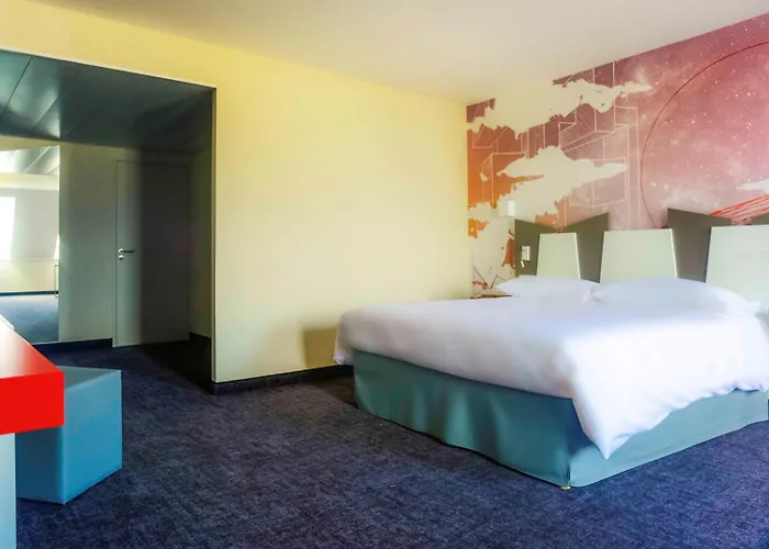 Ibis Styles Centre Hotel 3*